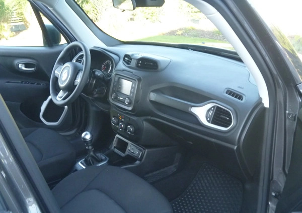 Jeep Renegade cena 68900 przebieg: 14950, rok produkcji 2019 z Krzyż Wielkopolski małe 326